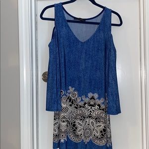 Coco Bianca - Cold Shoulder Top